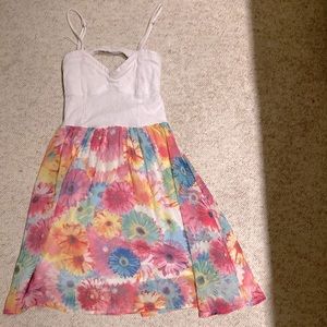 70- Aeropostale Kids Floral Dress w/ White Top & Open Back